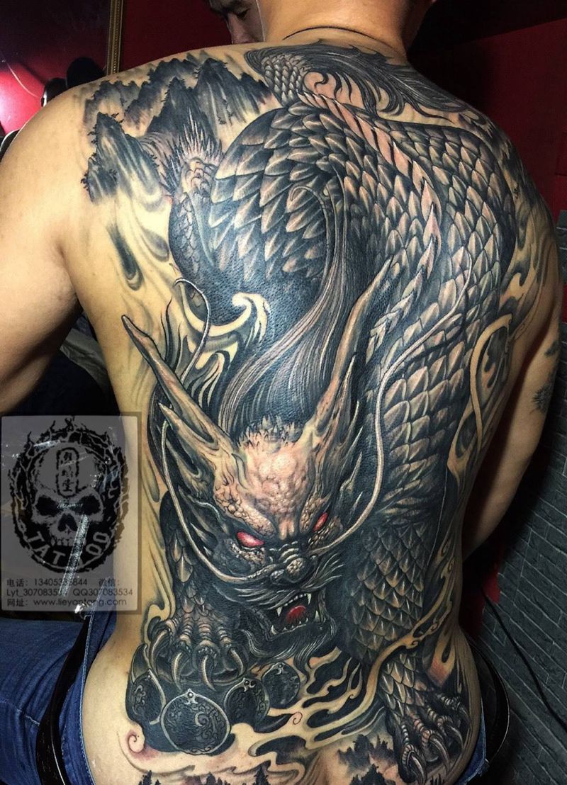 麒麟遮盖纹身图片_成品背部遮盖作品神兽原创动物传统纹身图案