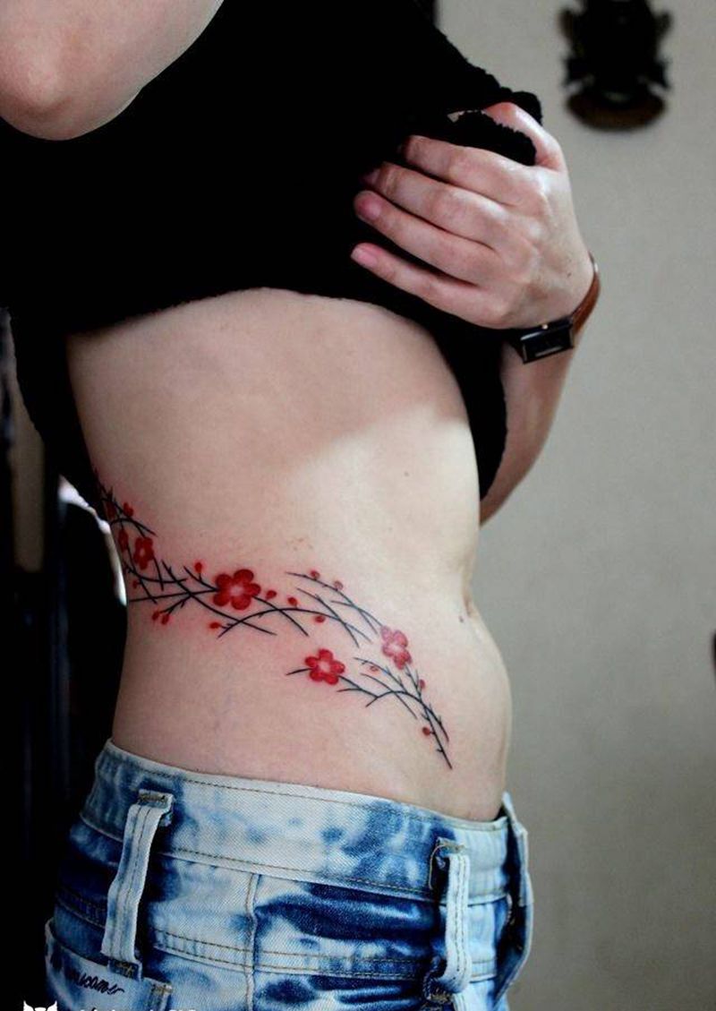 花❀蝴蝶纹身图片_成品臀部腰部胸部腿部传统植物动物纹身图案