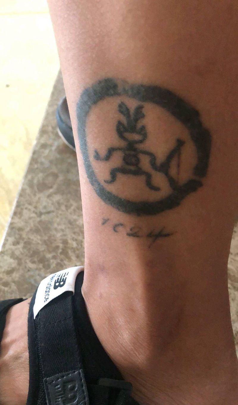 遮盖毁皮纹身纹身图片_脚部腿部新传统纹身图案