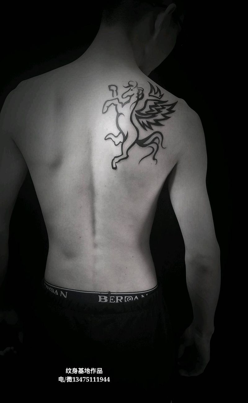 【马】纹身图片