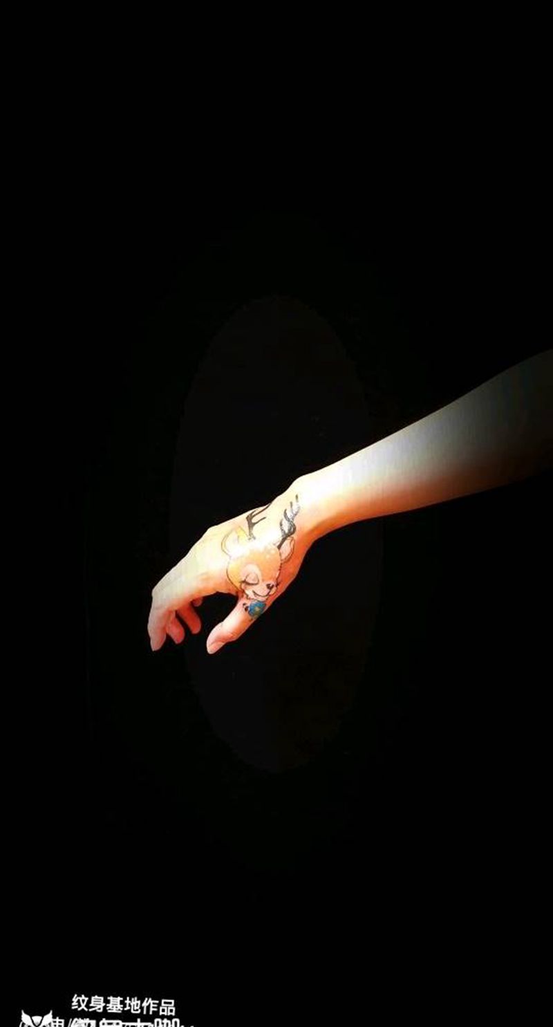 遮盖手部作品纹身图片