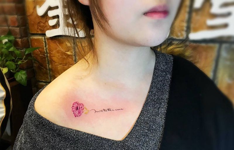 字母花纹身图片_成品肩部胸部清新字符植物几何习俗纹身图案