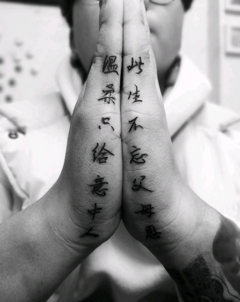 手部纹身展示纹身图片