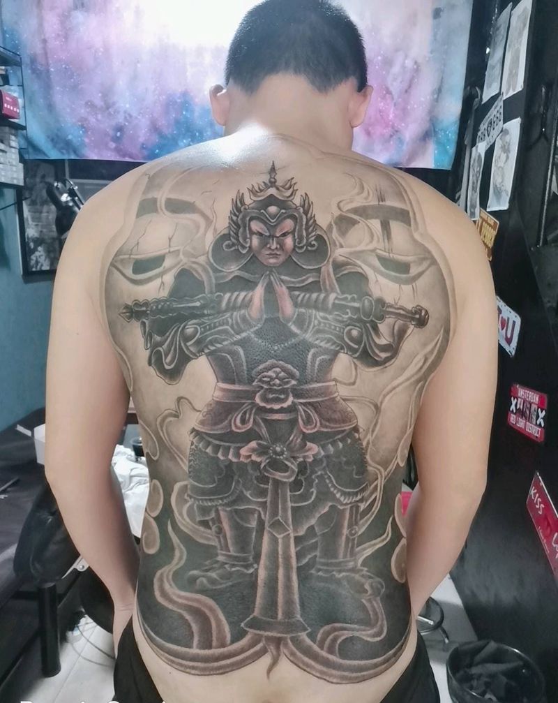 韦陀菩萨纹身图片_背部新传统纹身图案