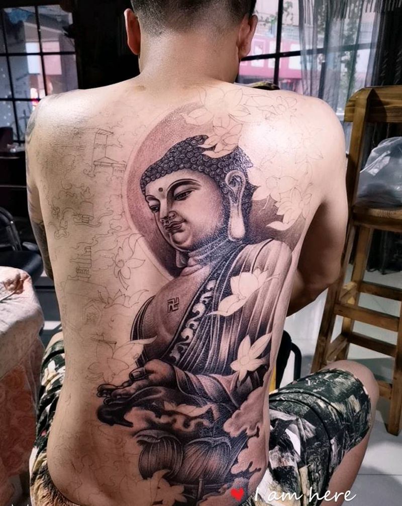 佛纹身图片_背部纹身图案