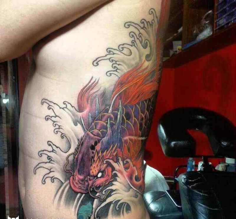 龙凤锦鲤纹身图片_成品背部腰部传统动物原创神兽遮盖作品纹身图案