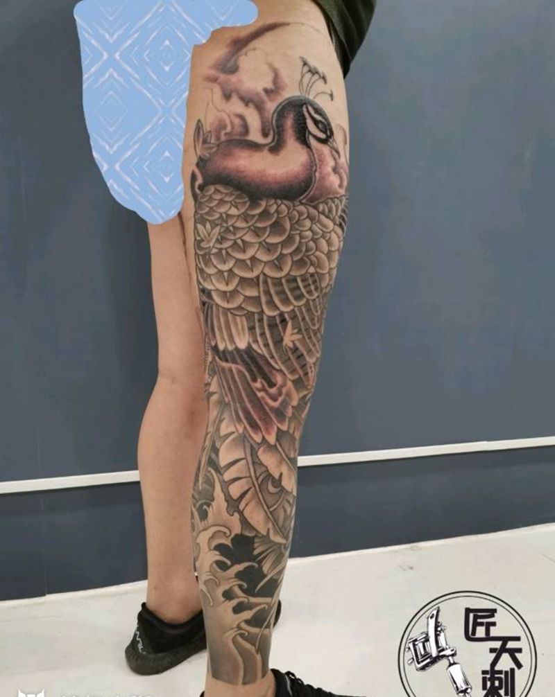花腿凤凰纹身图片_腿部新传统老传统纹身图案