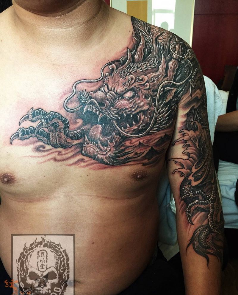 过肩龙纹身图片_成品肩部胸部手臂欧美传统鬼神原创动物写实纹身图案