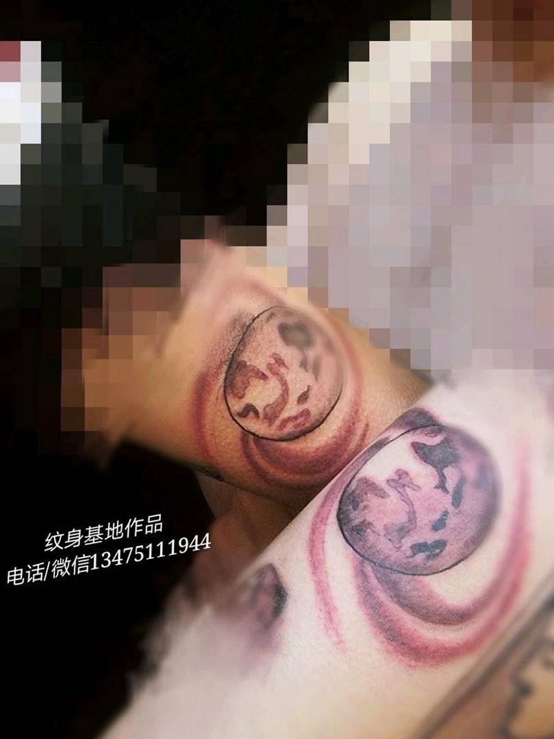 情侣花臂拼接中纹身图片