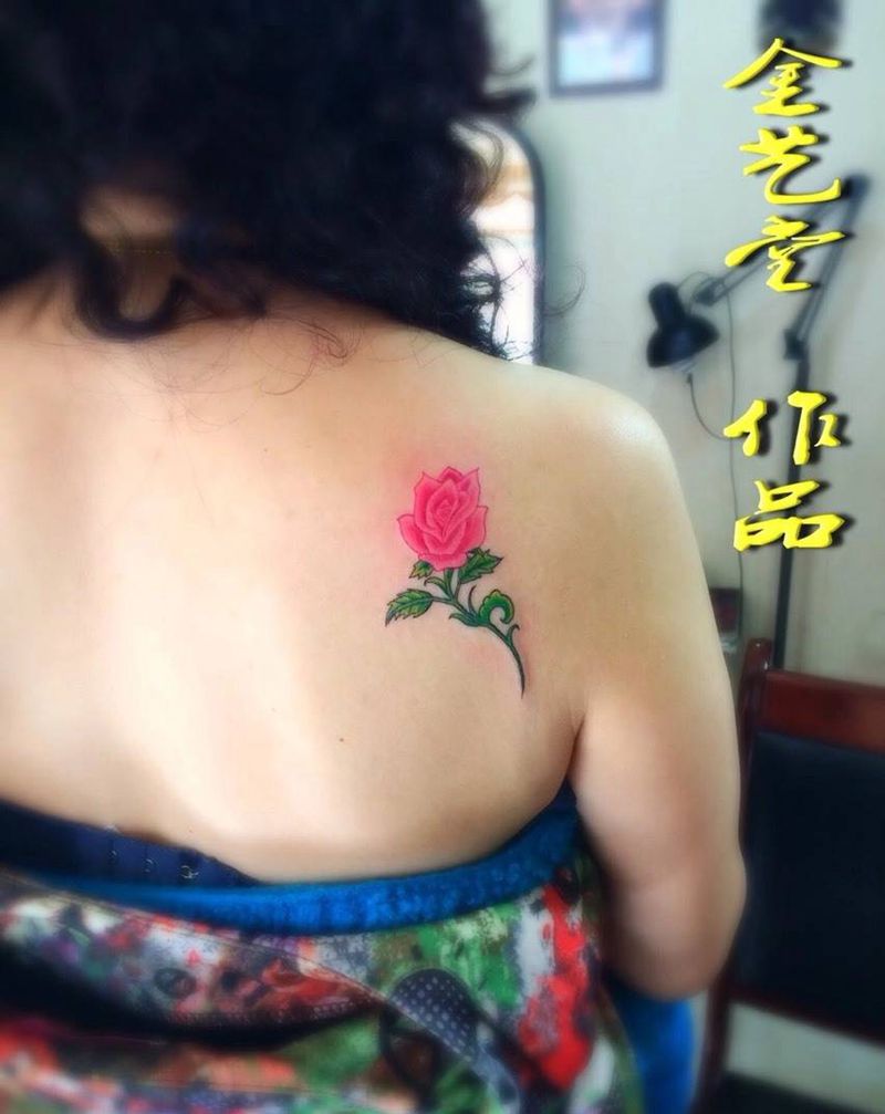 纹身合集纹身图片_成品肩部胸部腰部欧美传统字符纹身图案