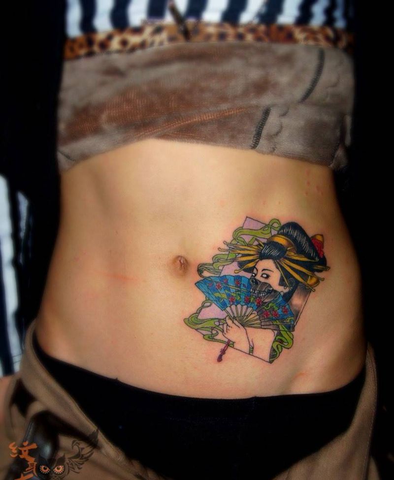 艺妓纹身图片_成品腹部传统人物纹身图案