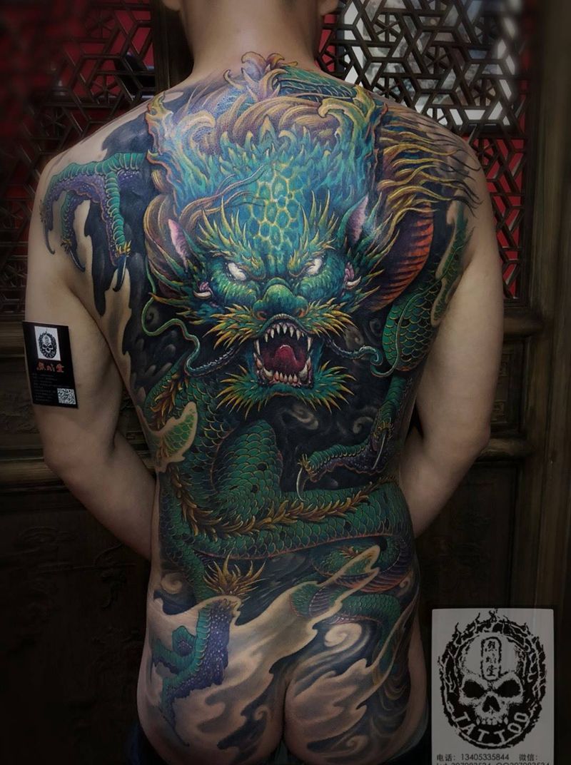 青龙纹身图片_背部新传统遮盖纹身图案