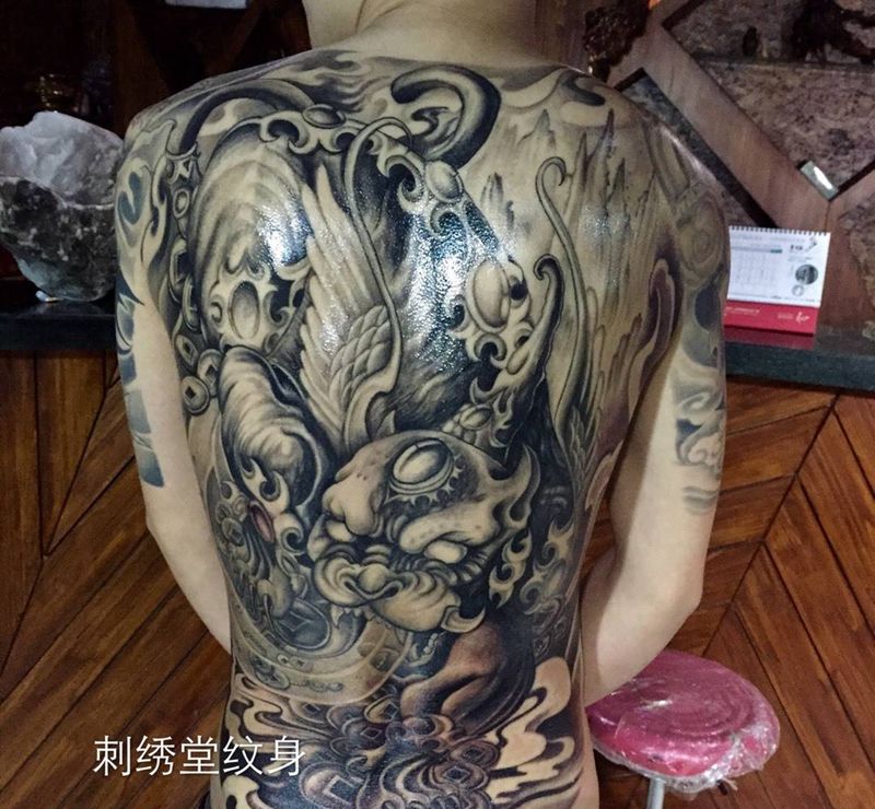 招财貔貅纹身图片