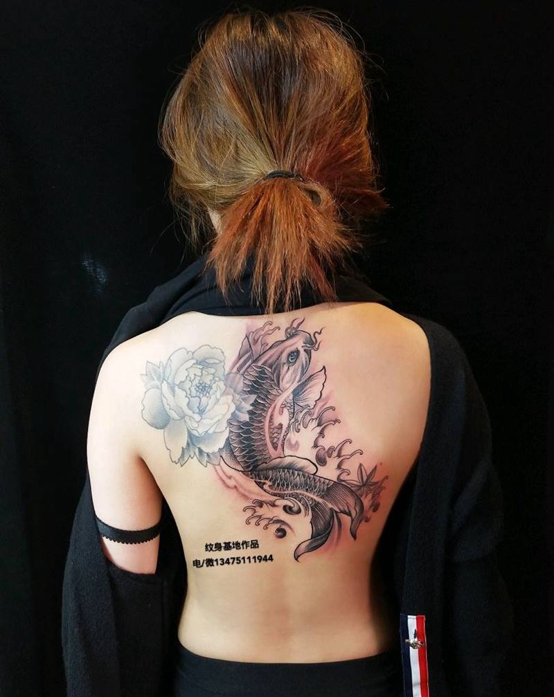 半背拼接《吉祥鱼》纹身图片