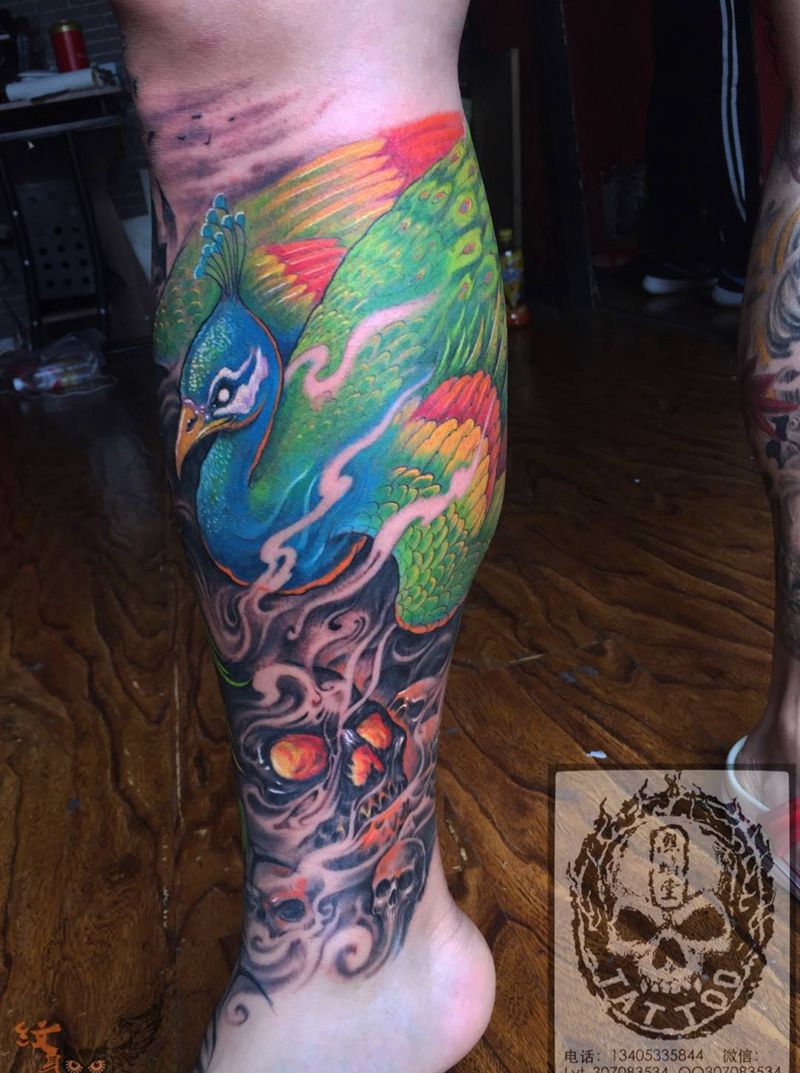 黑暗孔雀纹身图片_成品腿部欧美传统动物原创鬼神神兽纹身图案