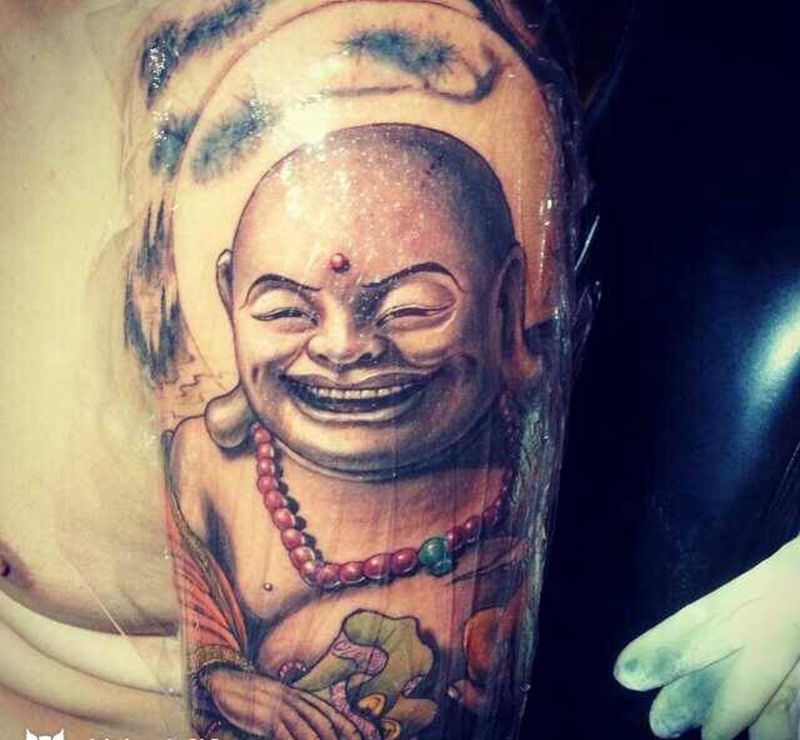 弥勒佛纹身图片_成品肩部传统原创人物宗教鬼神纹身图案