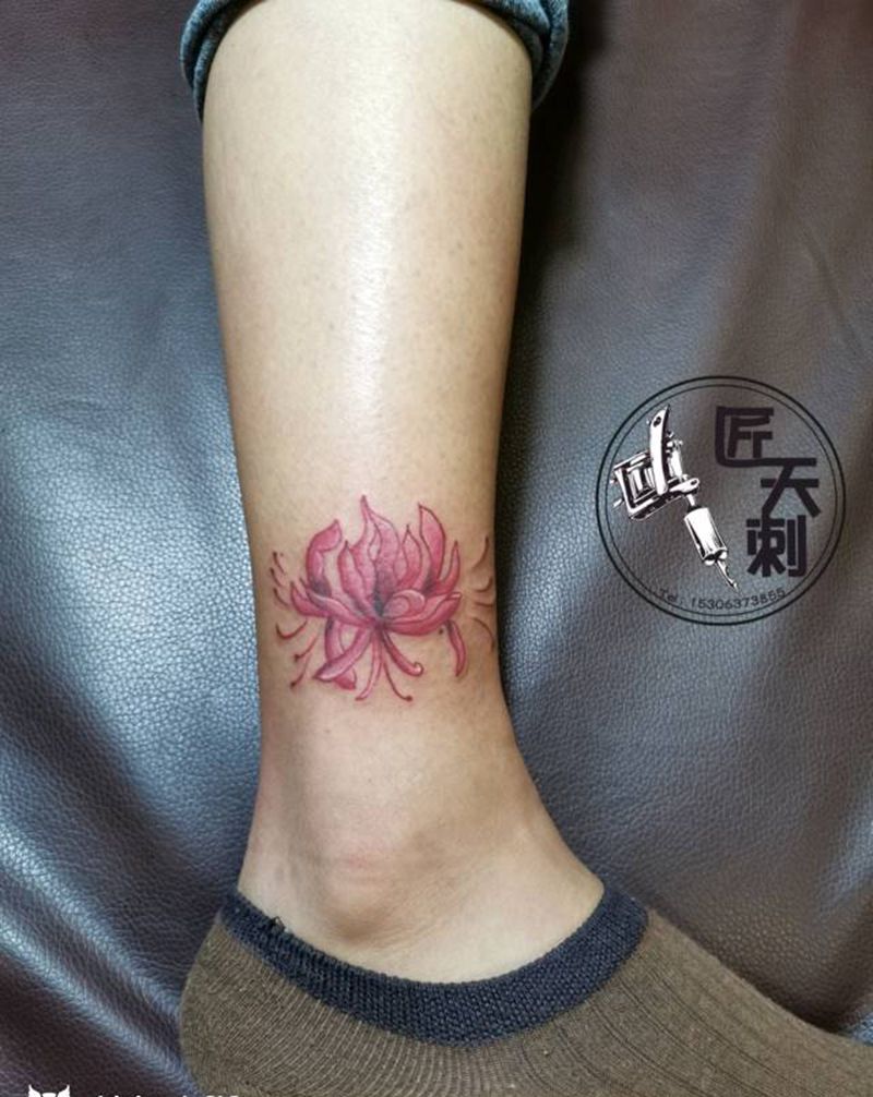 花纹身图片_脚部腿部水彩水墨纹身图案