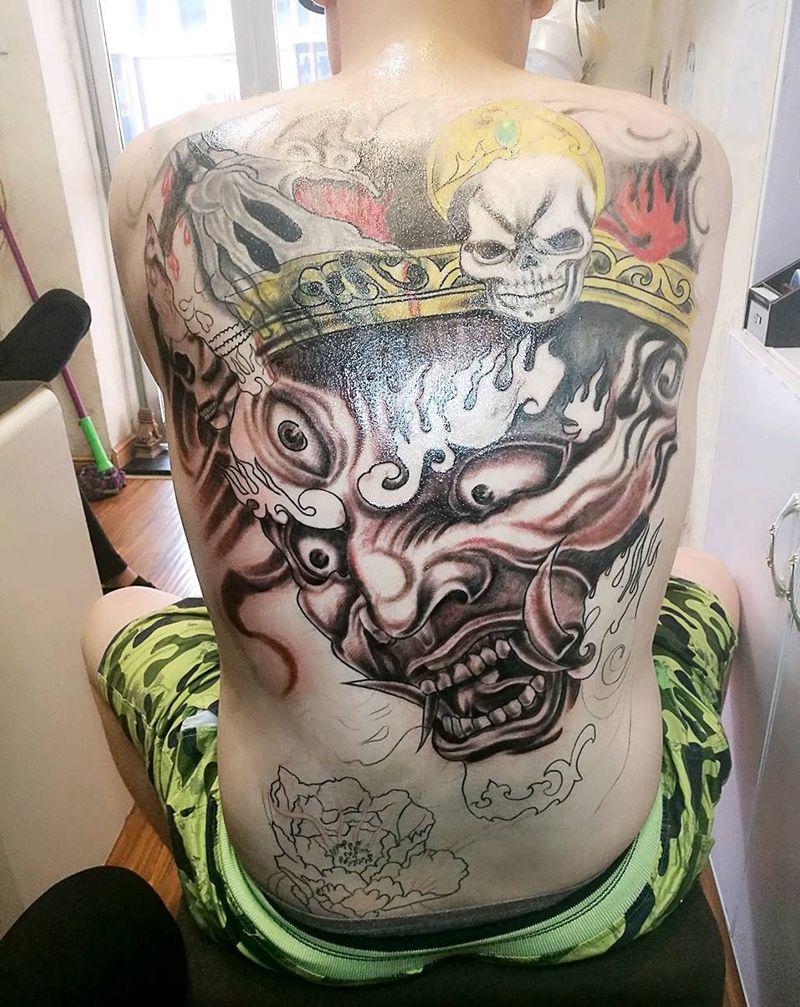 满背逐步上色中。。。纹身图片