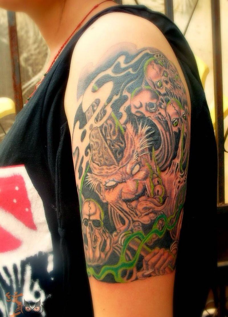 黑白无常纹身图片_成品肩部传统鬼神人物大臂纹身图案