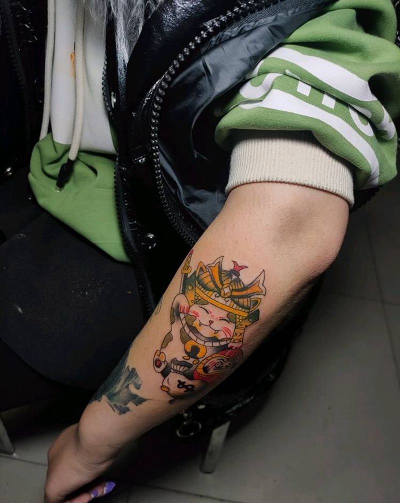 招财猫纹身图片_手臂水彩Old School纹身图案