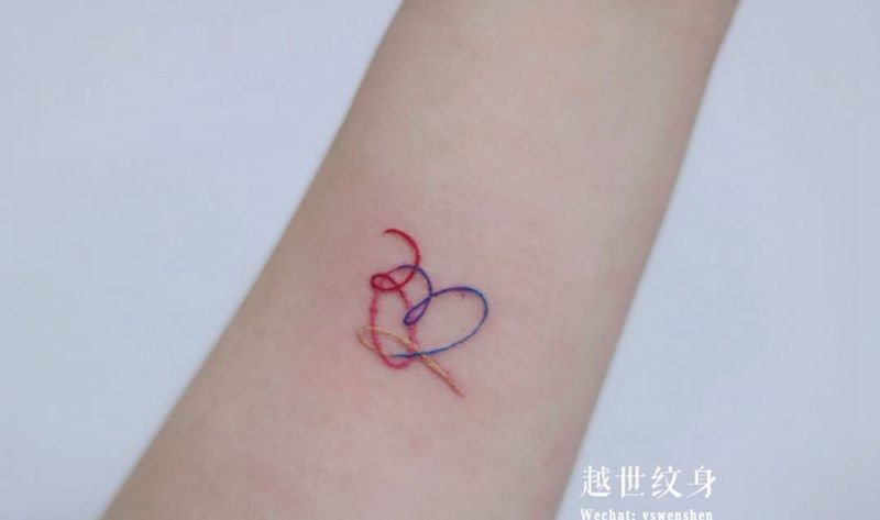 心心纹身图片_手臂水彩小清新纹身图案