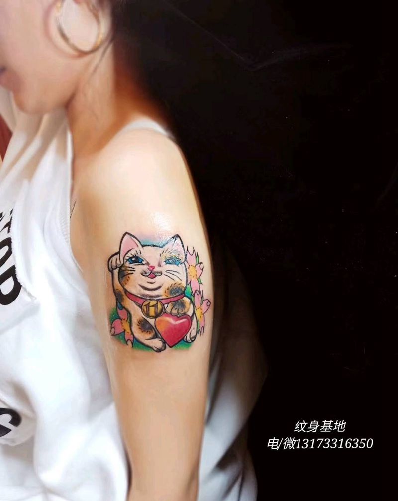 招财猫纹身图片