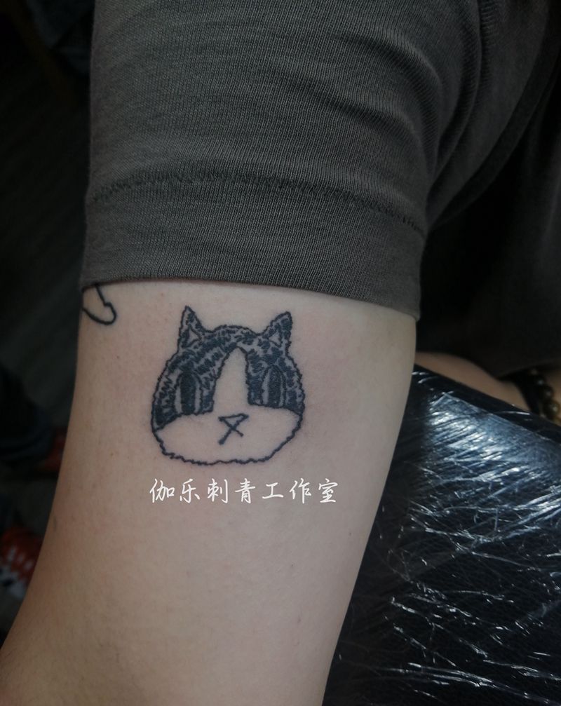 小猫头像趣图设计纹身图片_手臂插画纹身图案