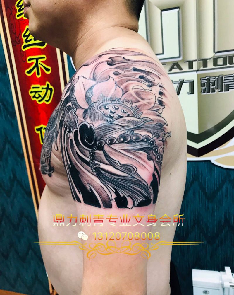 DL ~遮盖小半甲纹身图片_手臂胸部老传统纹身图案