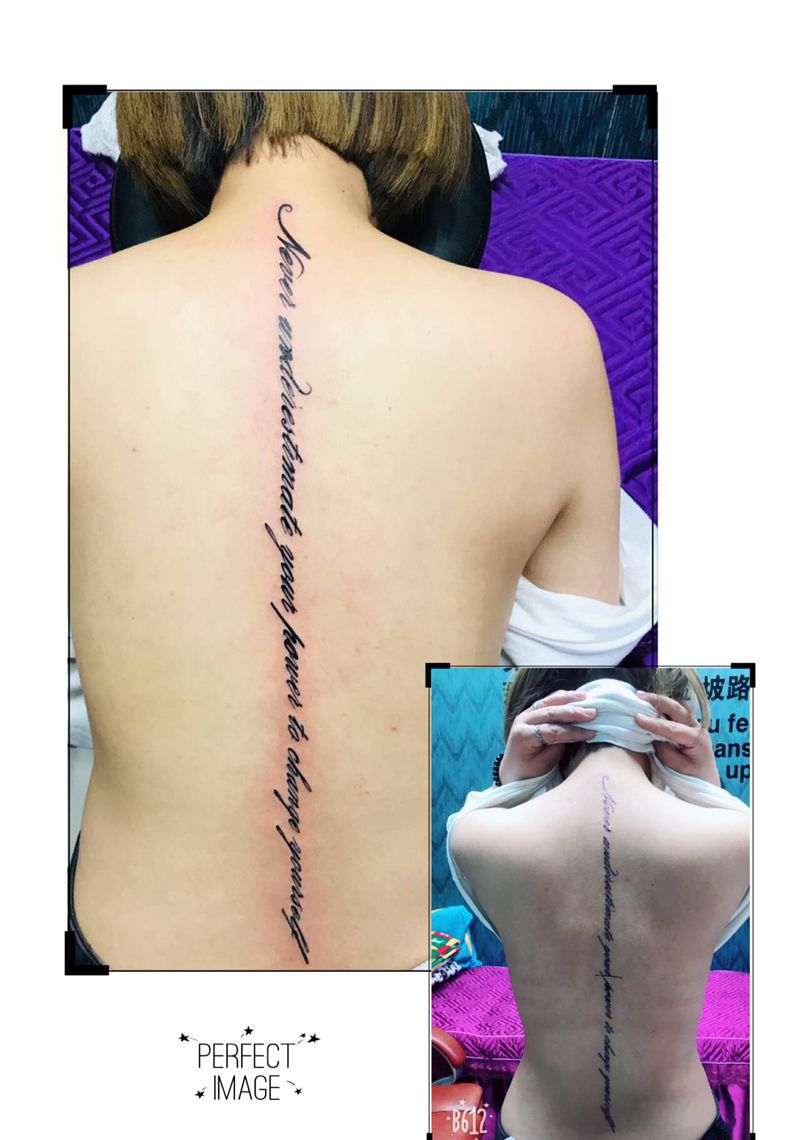 DL ~后脊椎英文控纹身图片_颈部腰部老传统纹身图案
