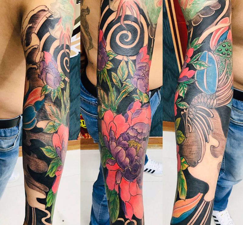 DL 花臂衔接纹身图片_手臂老传统纹身图案