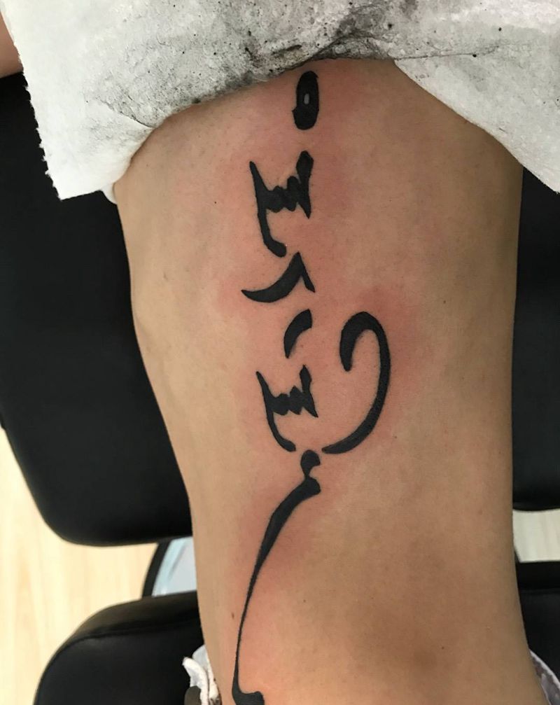 重生 侧肋纹身图片_成品腰部传统写实习俗字符原创图腾纹身图案