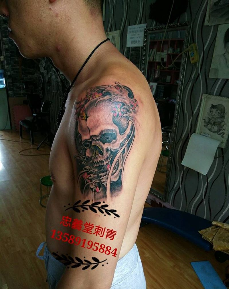 骷髅小图纹身图片