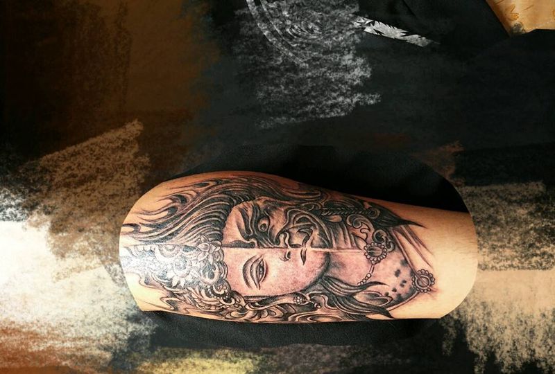 正邪两面性纹身图片