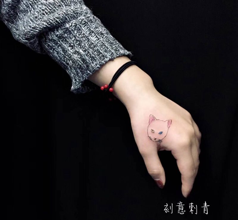 猫咪纹身图片_成品手部清新动物卡哇伊纹身图案