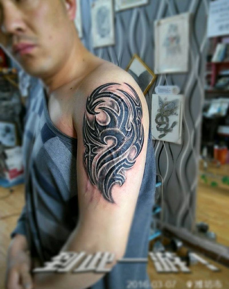 抽象图腾遮盖纹身图片