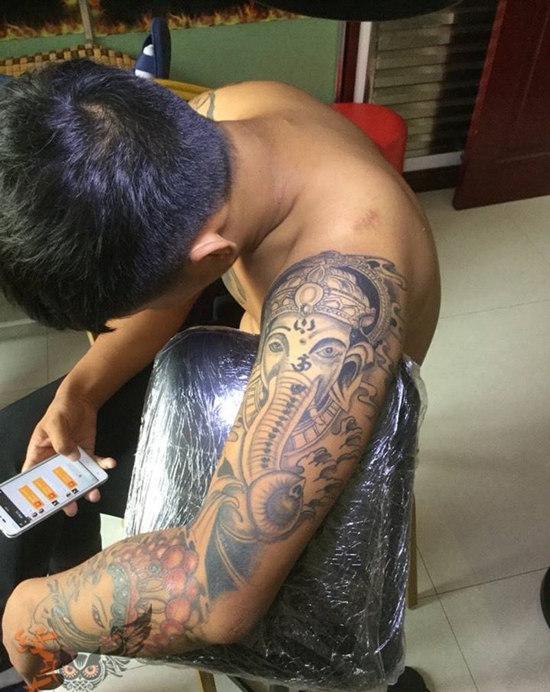 象神花臂纹身图片_手臂传统动物人物植物纹身图案