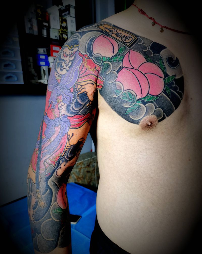 大圣半甲纹身图片_手臂胸部老传统纹身图案