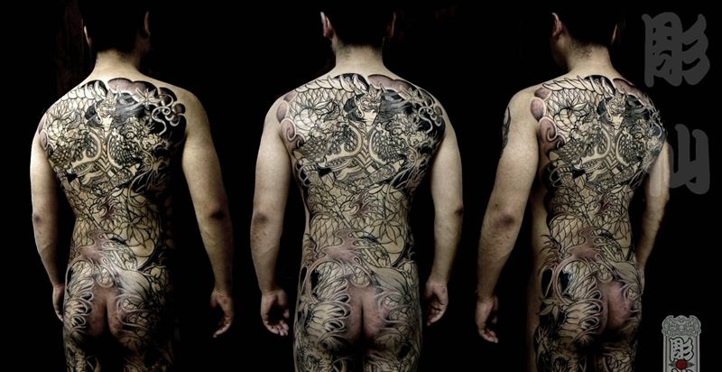 《常胜御龙》纹身图片_背部传统人物原创彫仙纹身图案