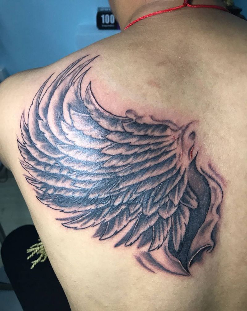翅膀-背部遮盖纹身图片_成品背部欧美传统动物纹身图案