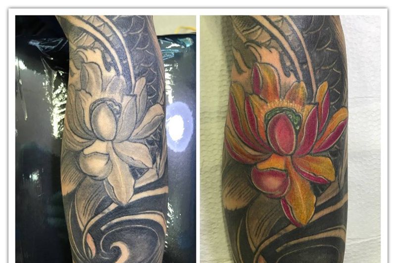 莲花上色纹身图片