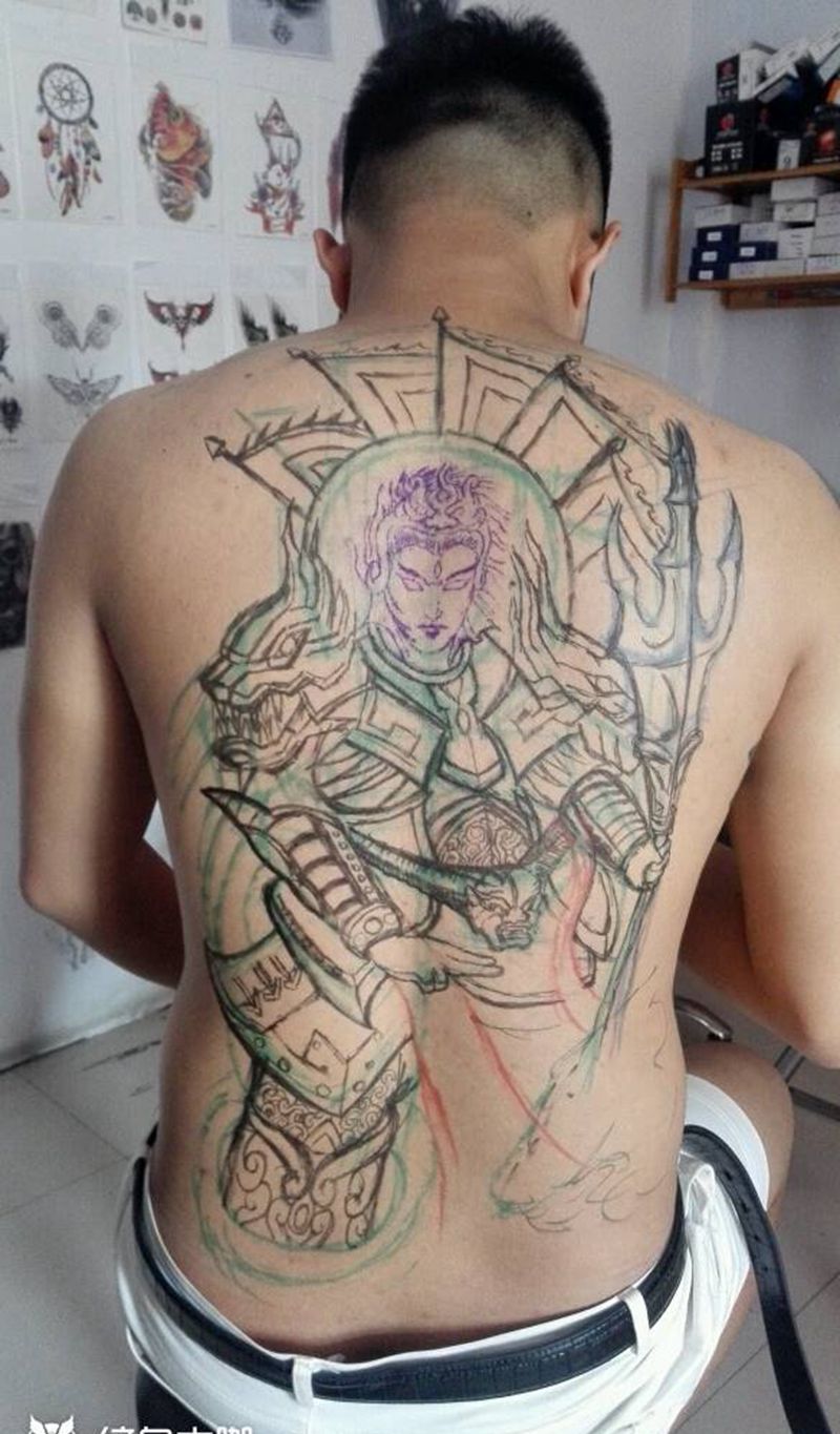 临摹岳恒老师龙庭圣战纹身图片