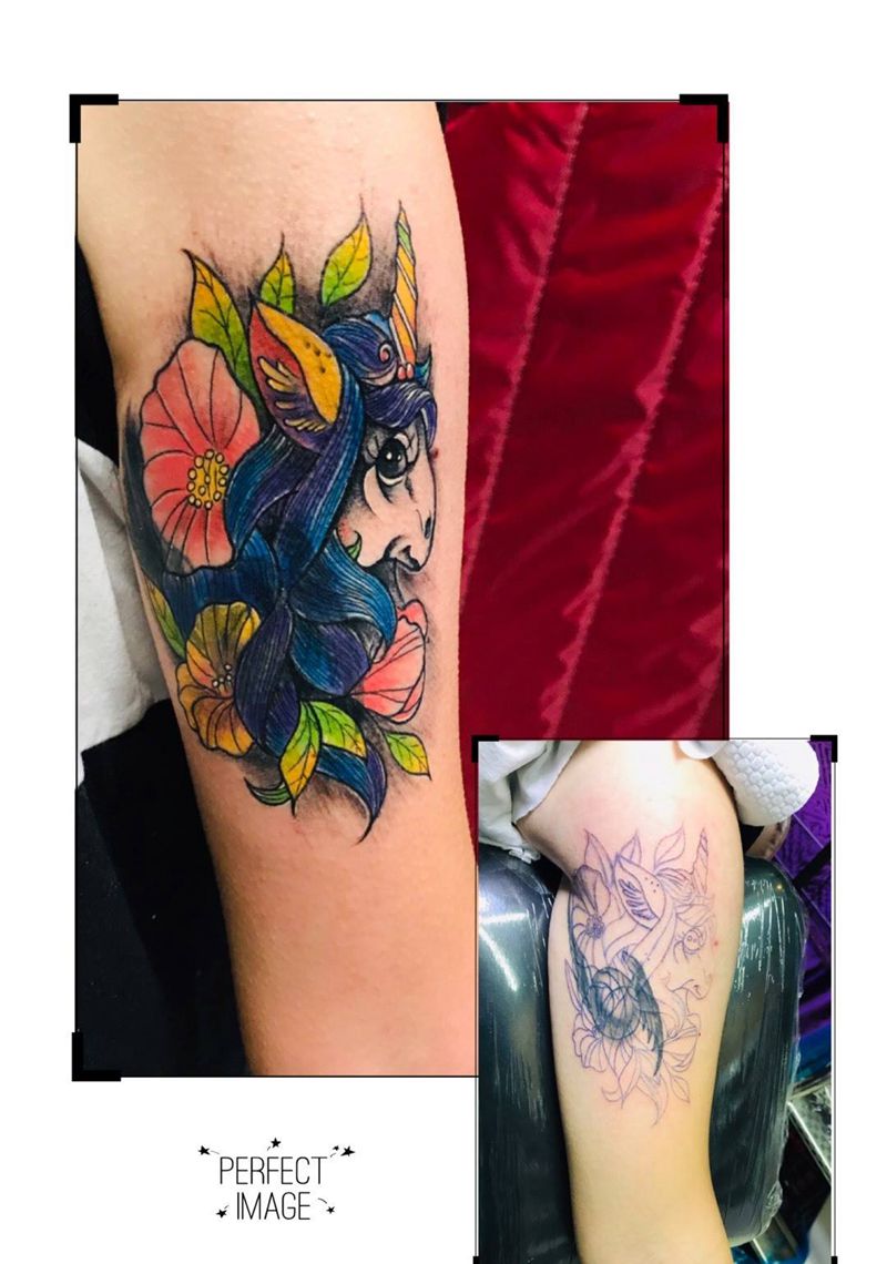 ⚜美女大臂内侧遮盖纹身图片