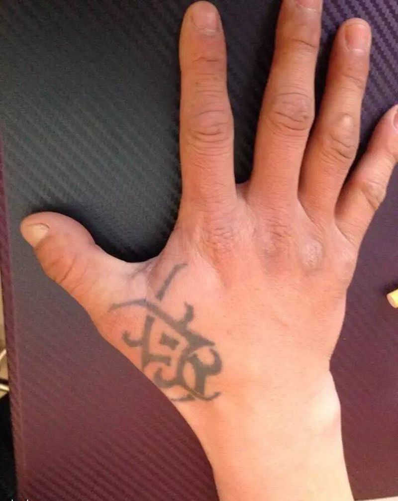 手部图腾小清新纹身图片_成品手部传统图腾纹身图案