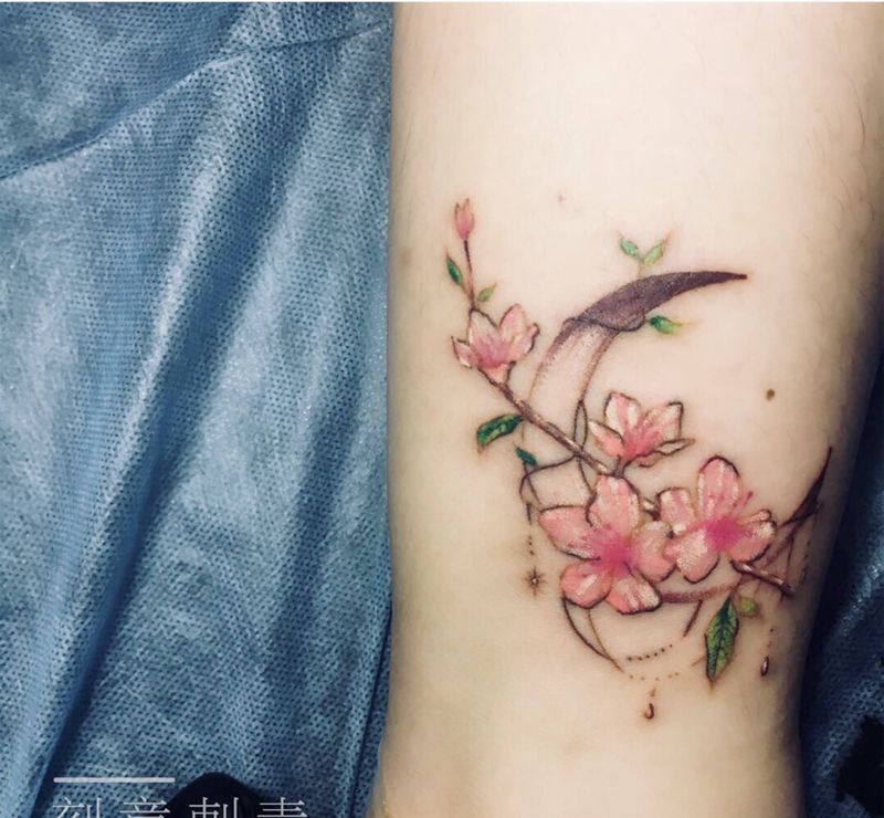 月亮花纹身图片