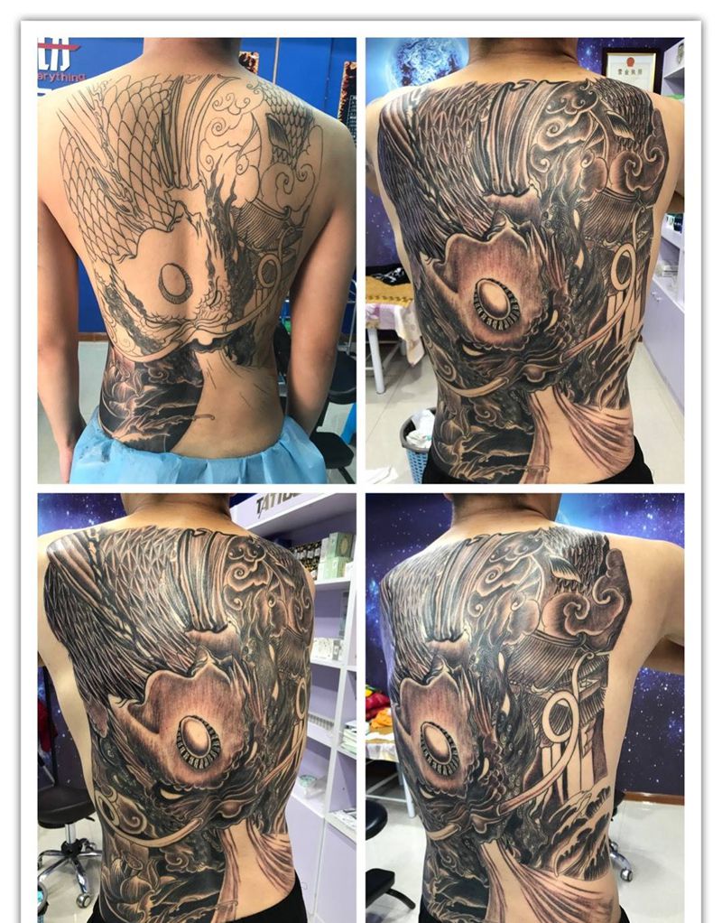 满背鳌鱼纹身图片