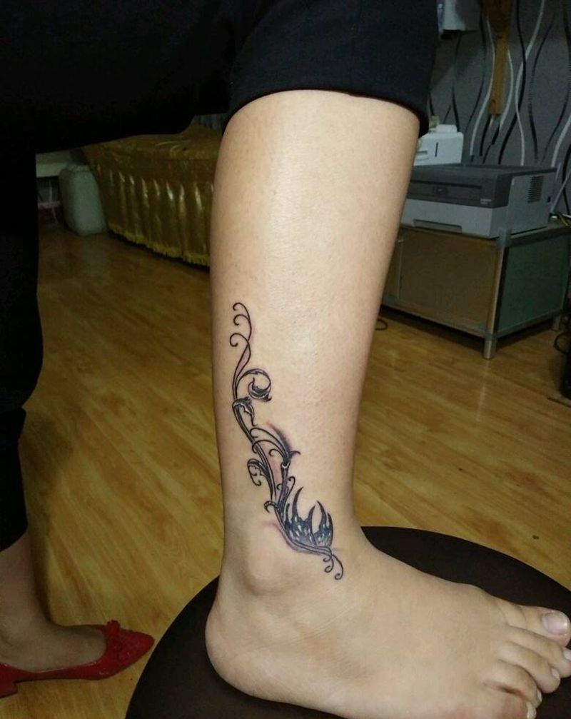 脚踝蝴蝶纹身图片