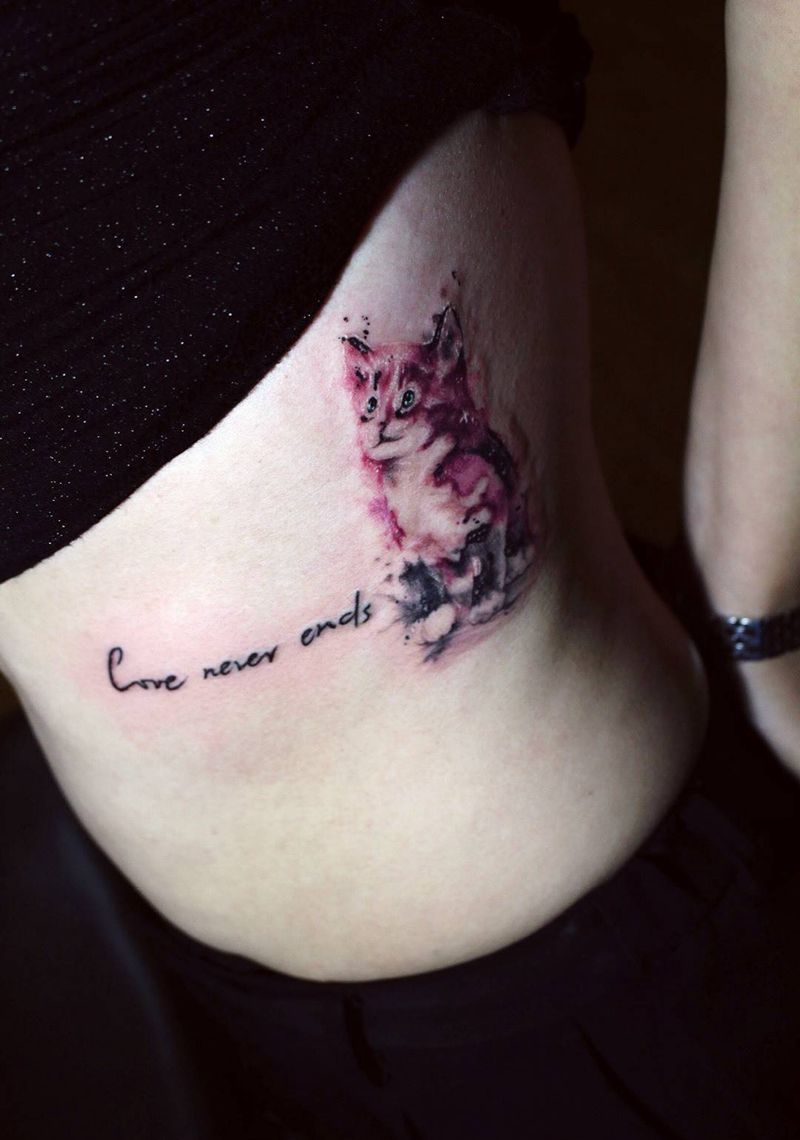 水彩猫咪纹身图片