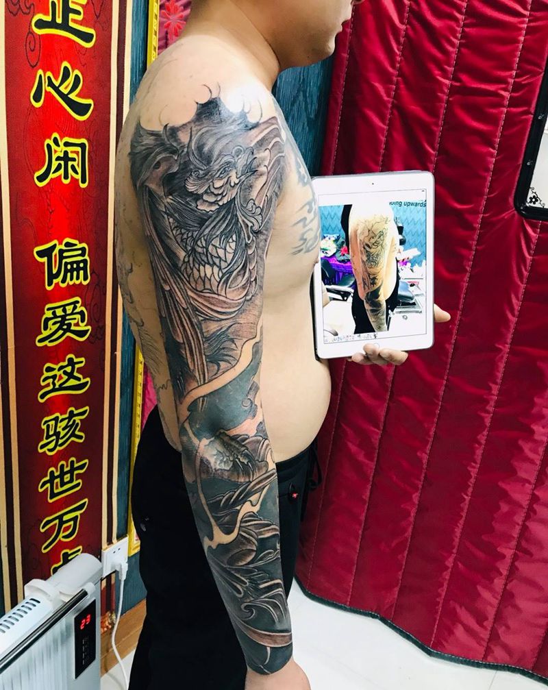 花臂修改纹身图片