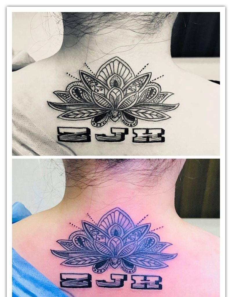 后颈梵花纹身图片