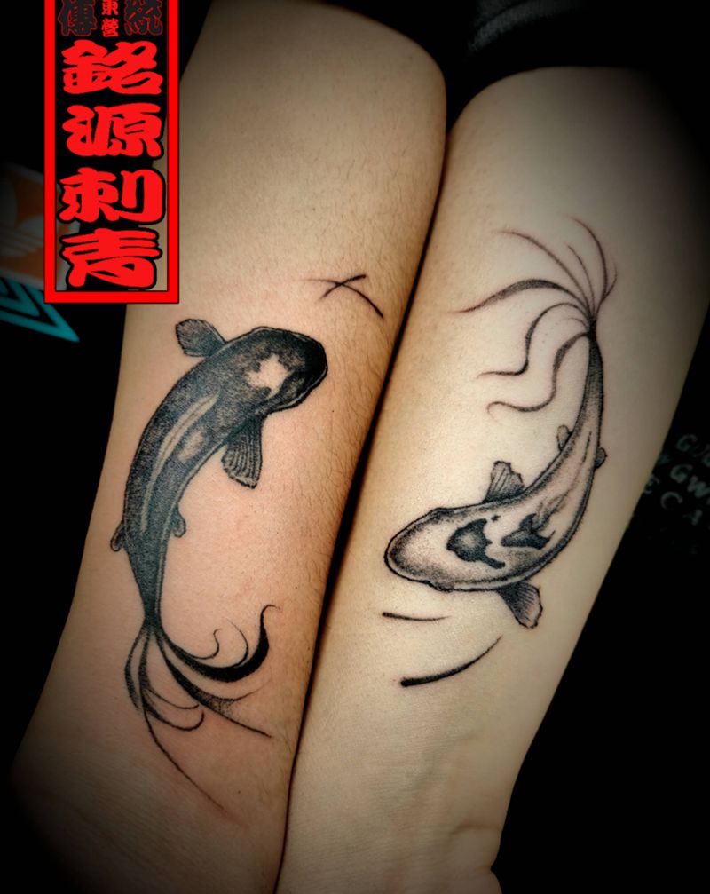 情侣纹身图片_手臂水墨点刺纹身图案